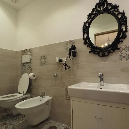 Suite In Borgo Apartament